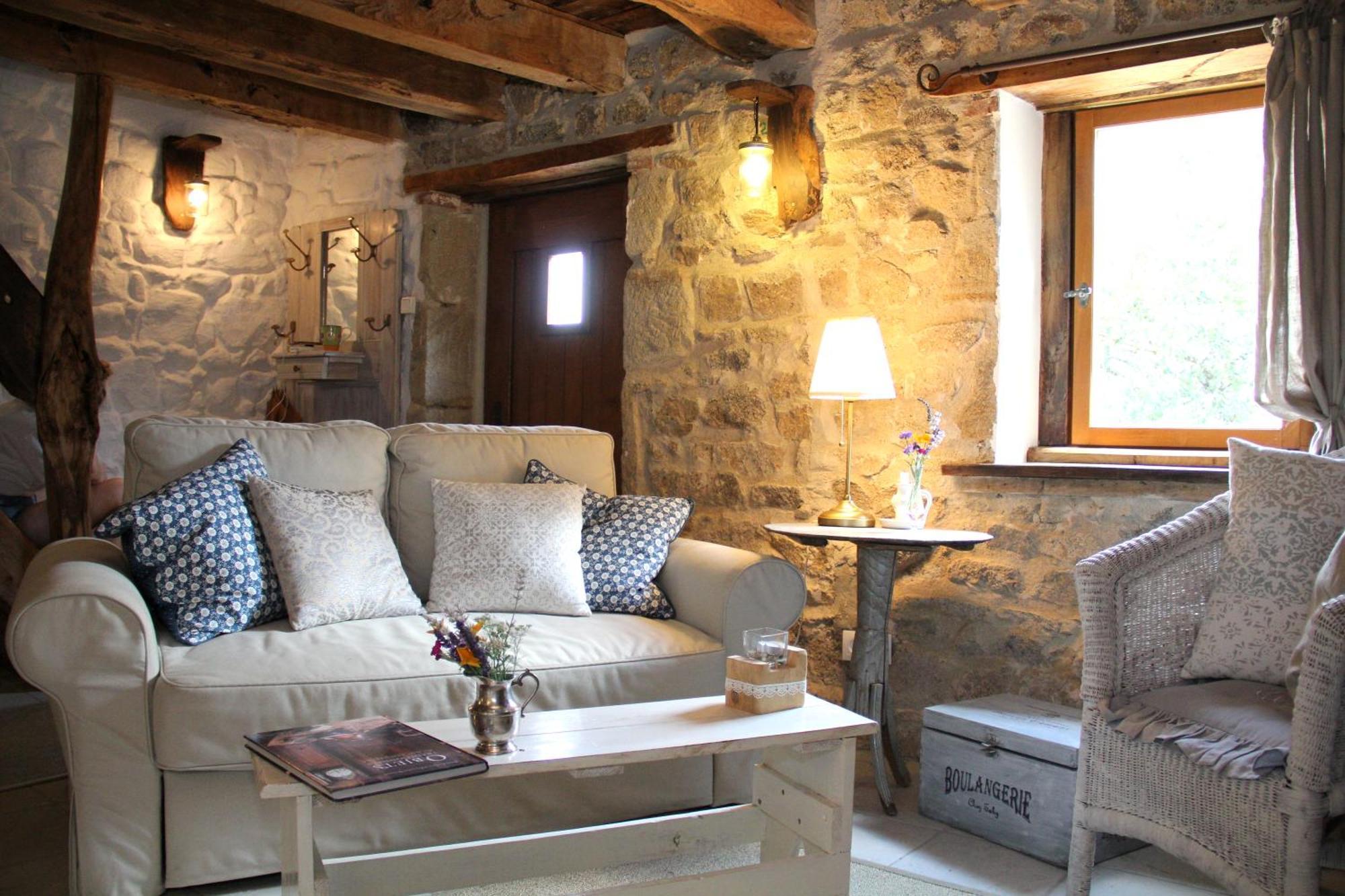 La Belle Ame Bed & Breakfast Saint-Priest-des-Champs Room photo